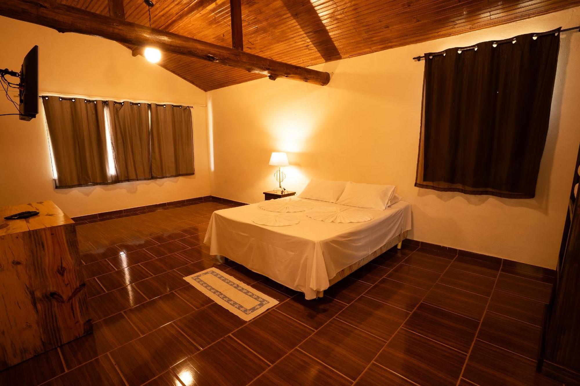 Hotel Alpha Ville Chales Conceição da Ibitipoca Εξωτερικό φωτογραφία