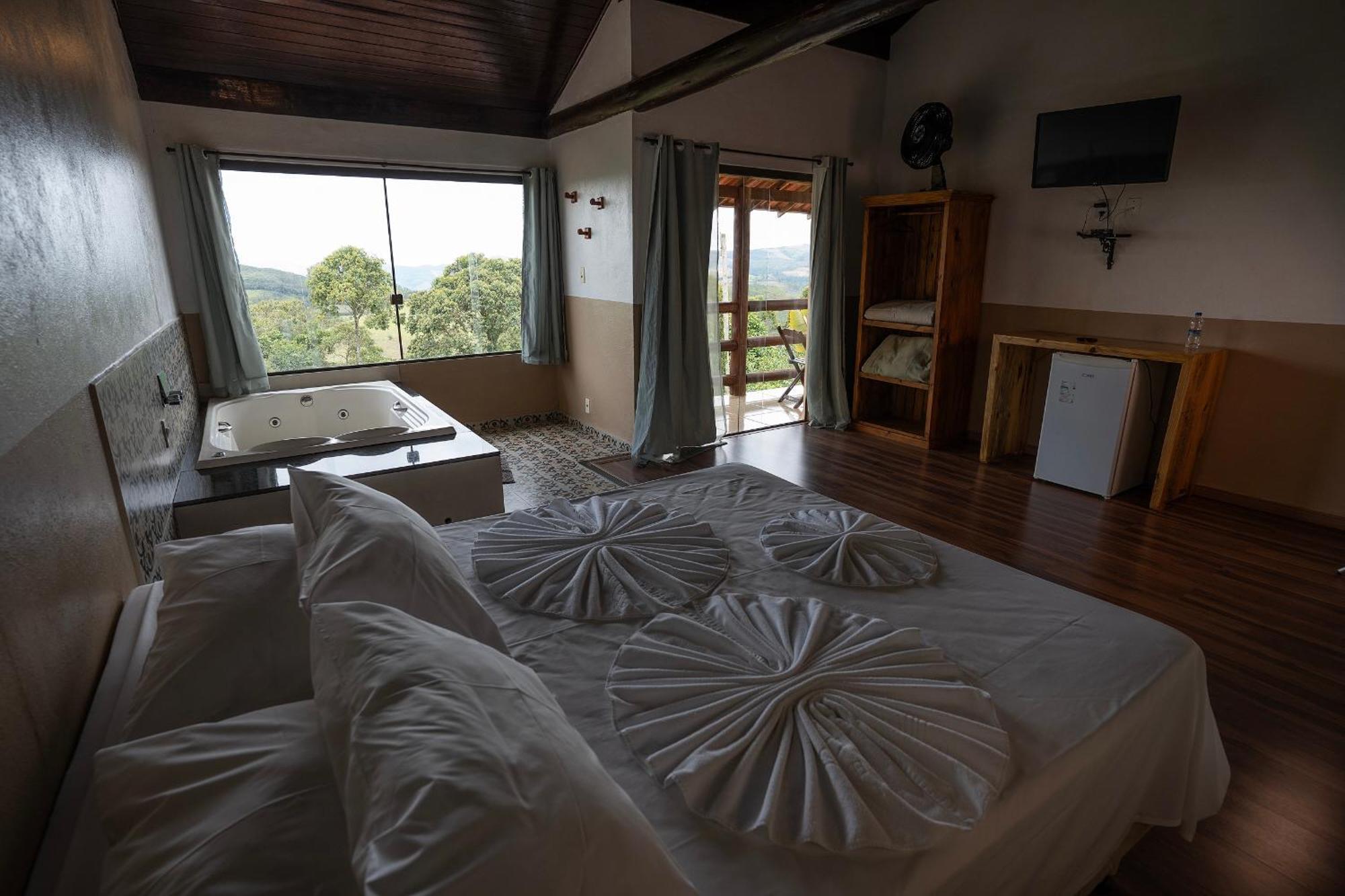 Hotel Alpha Ville Chales Conceição da Ibitipoca Εξωτερικό φωτογραφία
